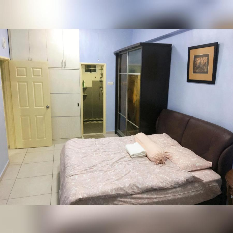 Natalia Homestay @ Lagenda Tasek Jb Apartemen Johor Bahru