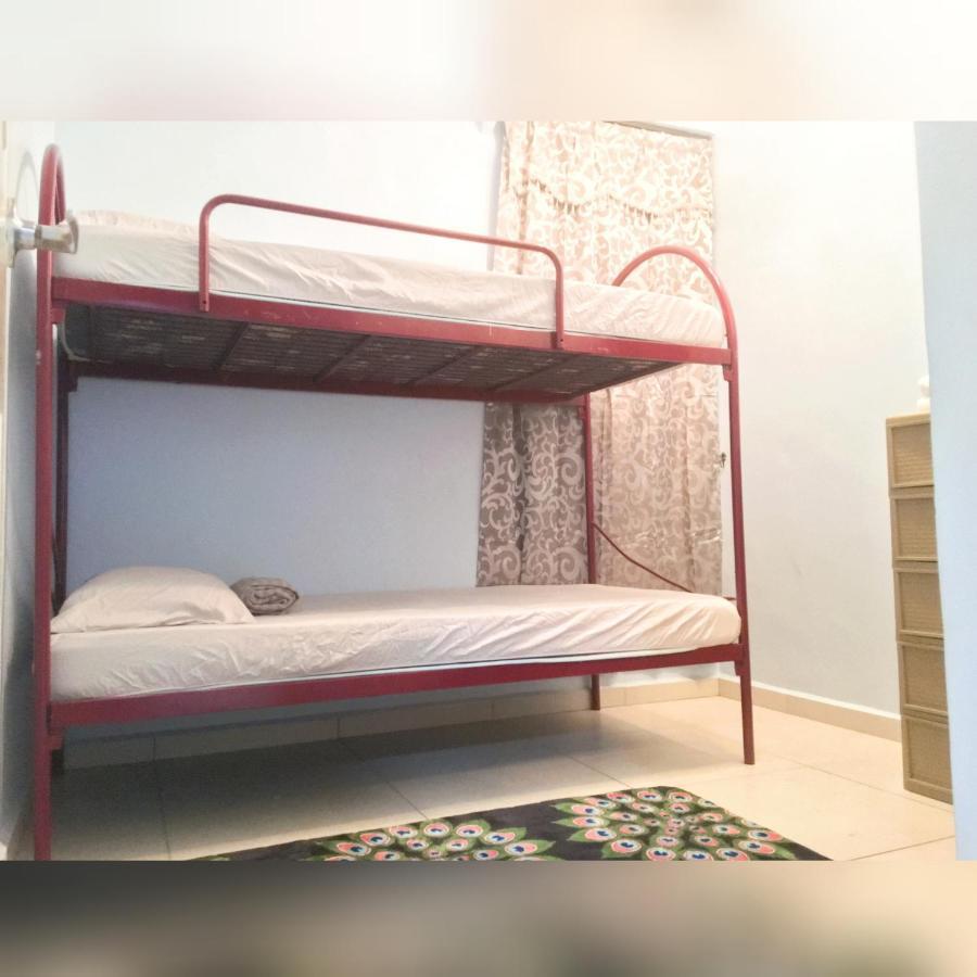 Natalia Homestay @ Lagenda Tasek Jb