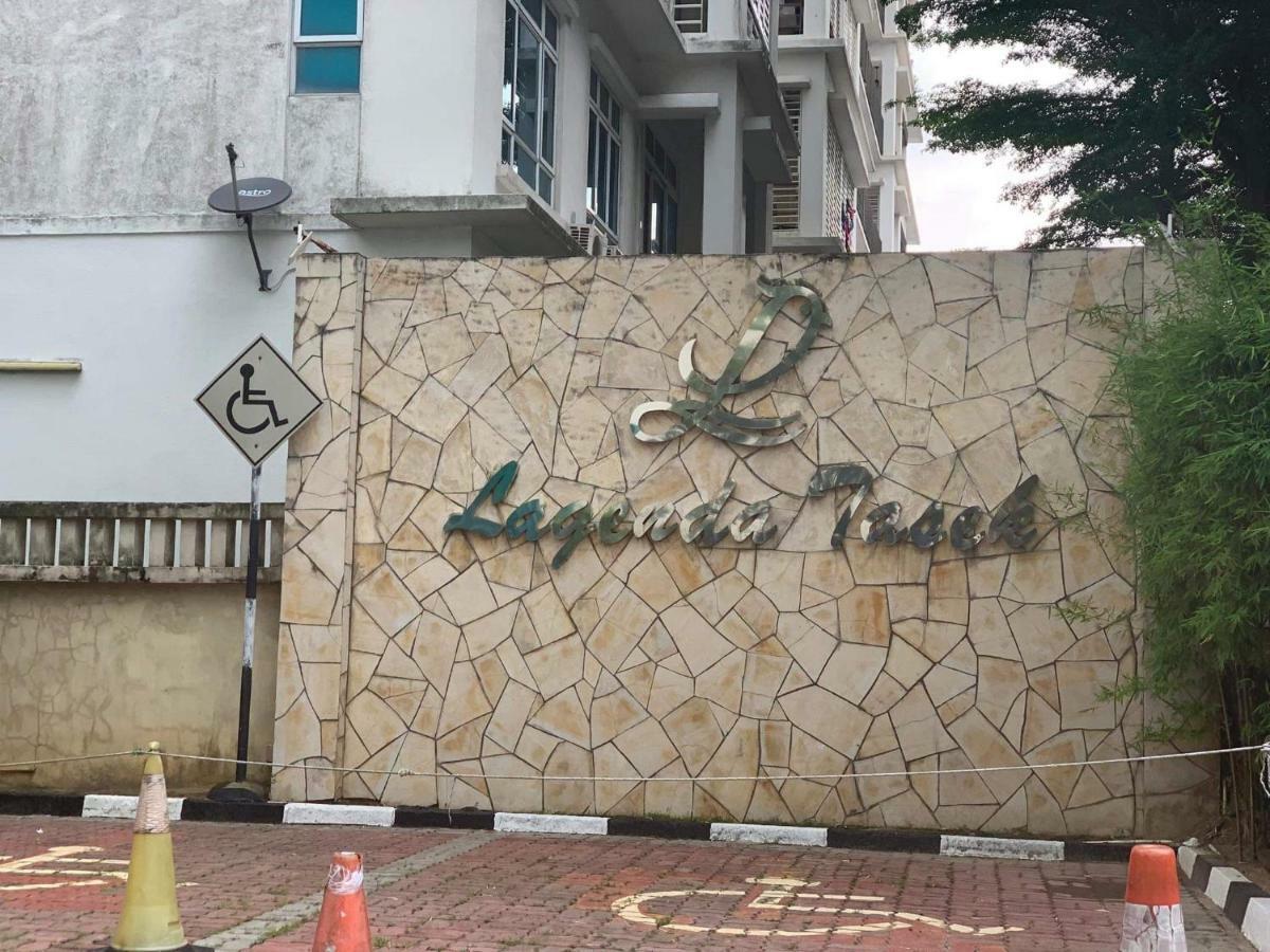 Natalia Homestay @ Lagenda Tasek Jb Pangsapuri *